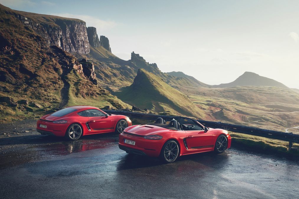 Porsche has revealed new 718 Cayman T and Boxster T