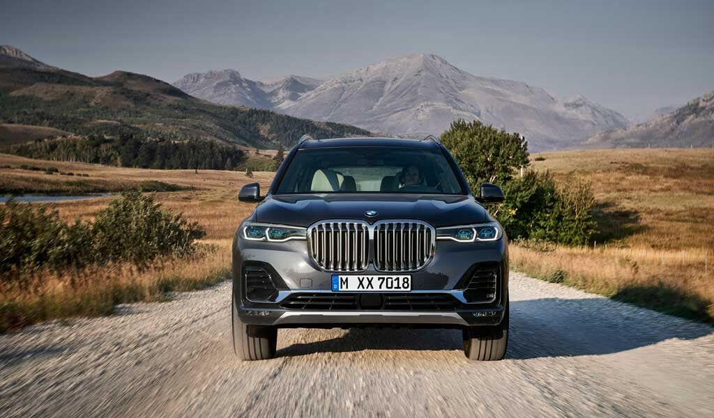 BMW X7 revealed – new flagship SUV for BMW