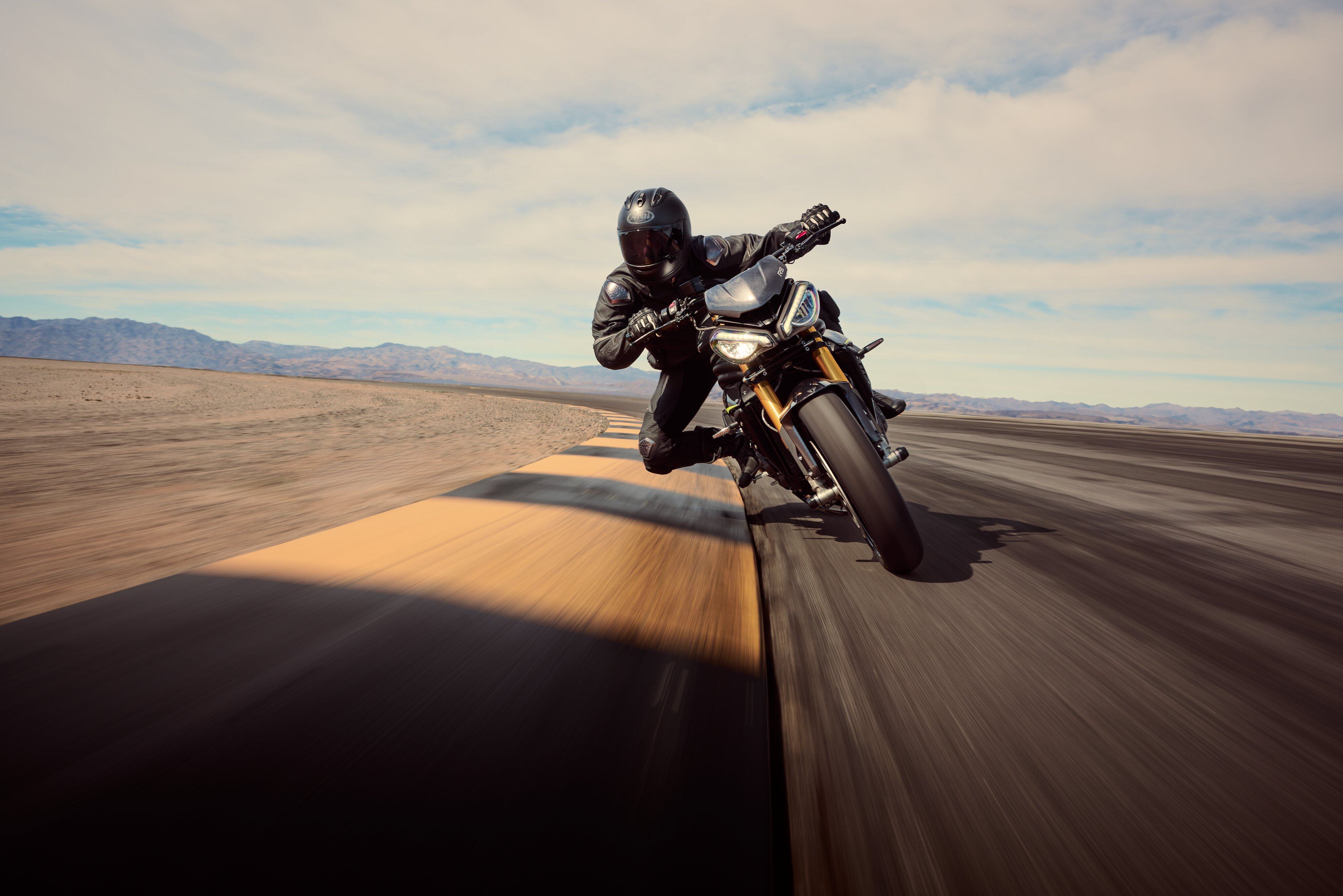 2025 Triumph Speed Triple 1200 RS unveiled