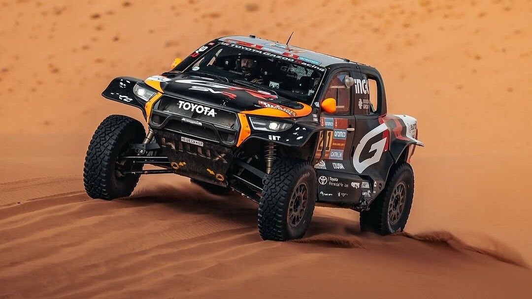 2025 Dakar Rally Stage 8: Henk Lategan leads the cars while Luciano Benavides is on pole amongst the bikes