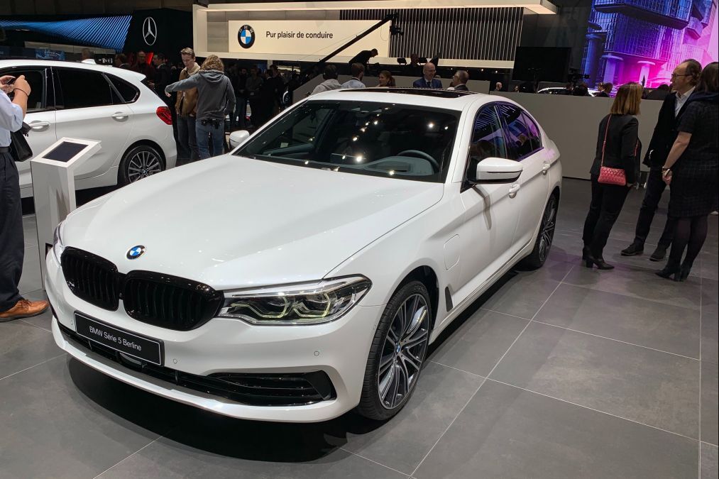 BMW headlines its Geneva line-up with plug-in hybrids