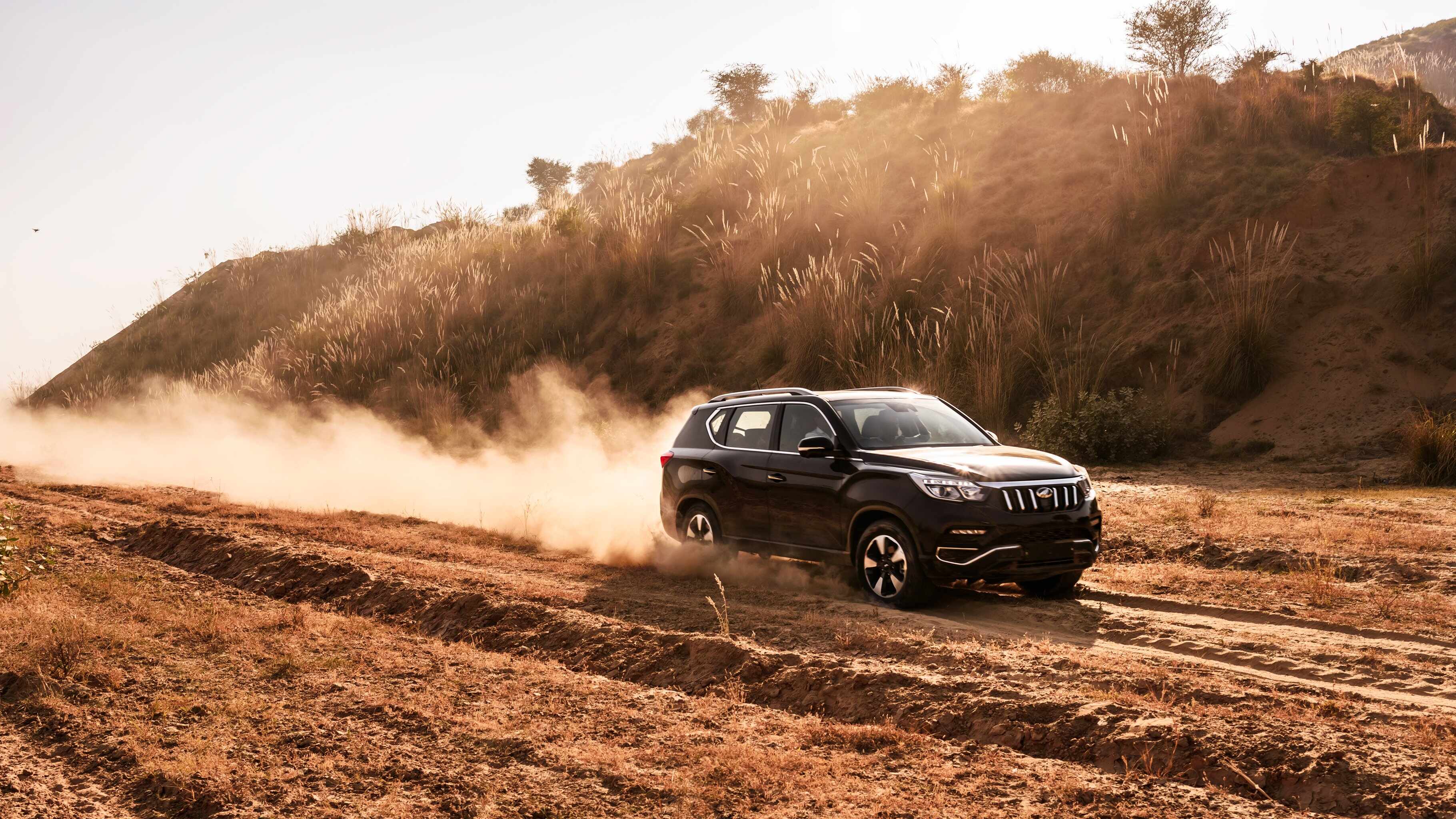 Off-roading in the Mahindra Alturas G4