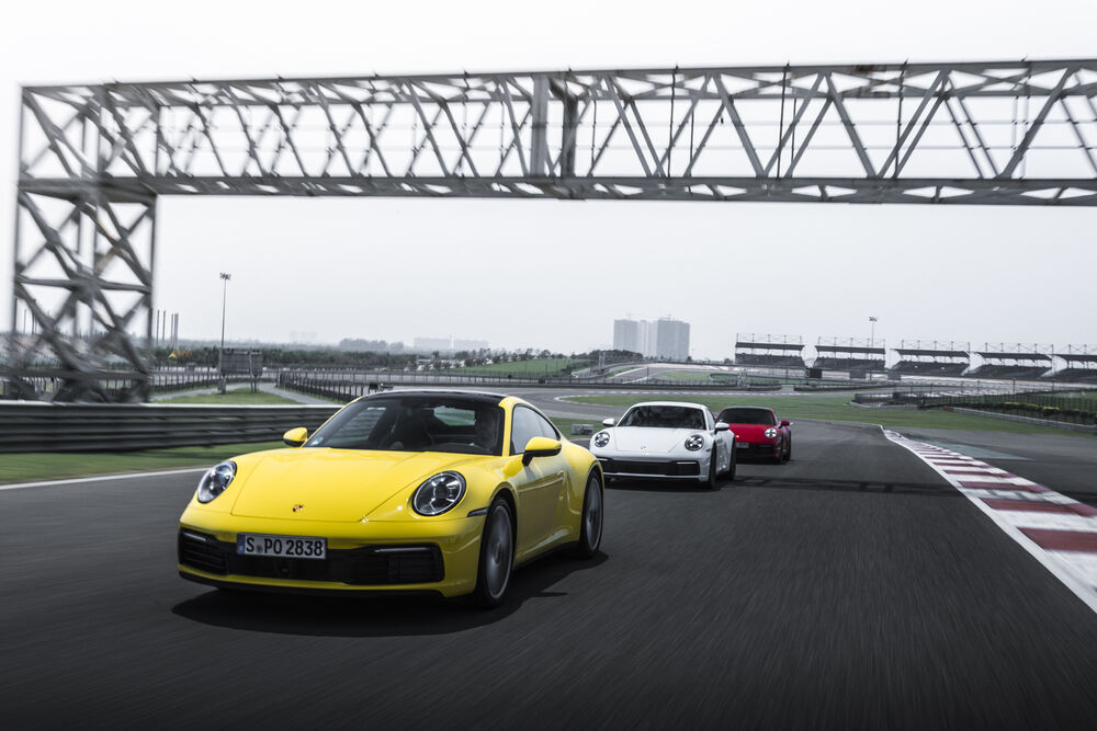 8th Generation Porsche 911 launched at Rs 1.82 Crore, ex-showroom