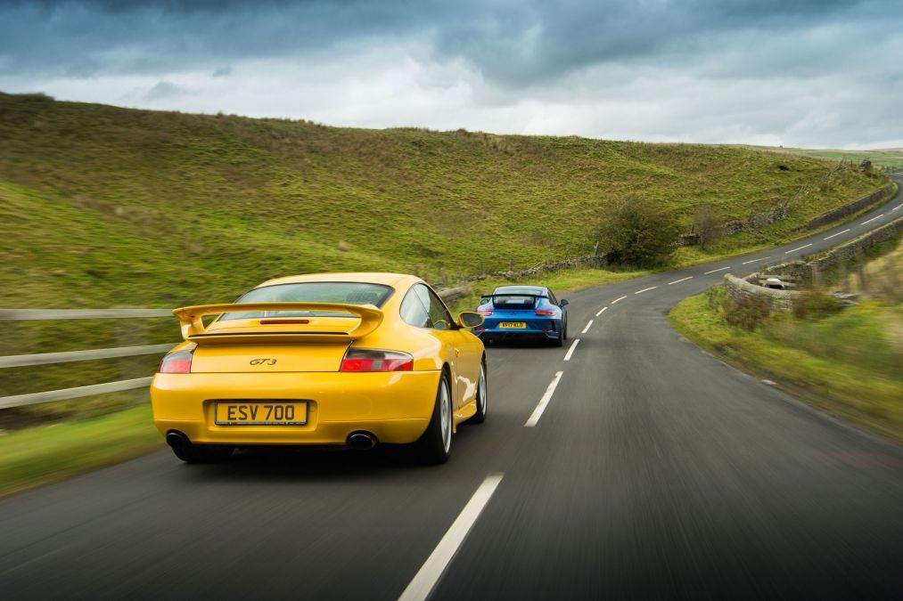 Porsche 911 GT3 996 vs GT3 991: old vs new hardcore Porsches