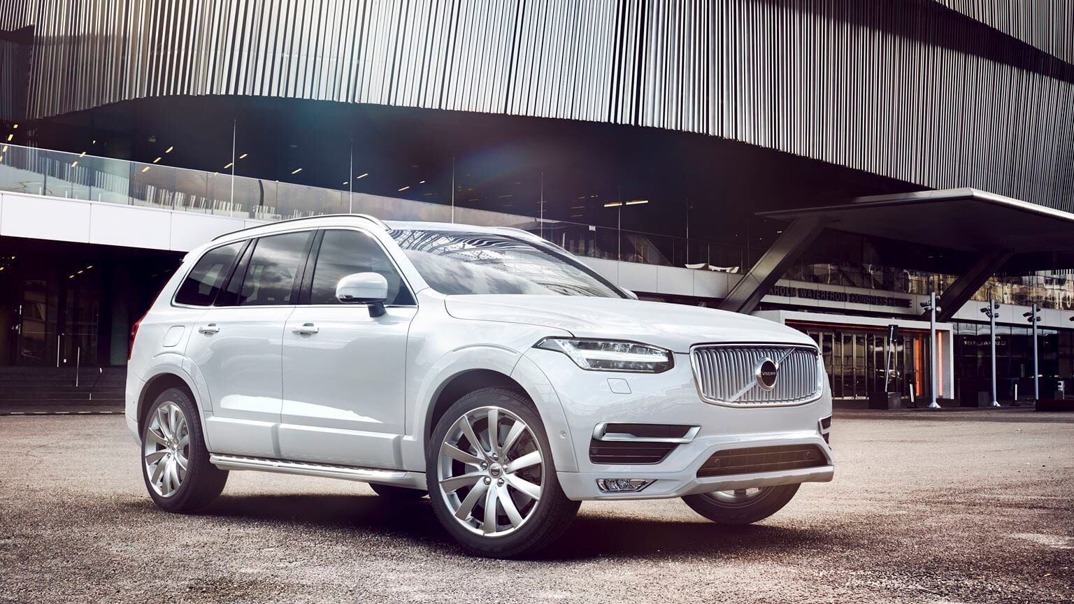 Volvo launches XC90 T8 Inscription plug-in hybrid for Rs 96.65 lakhs