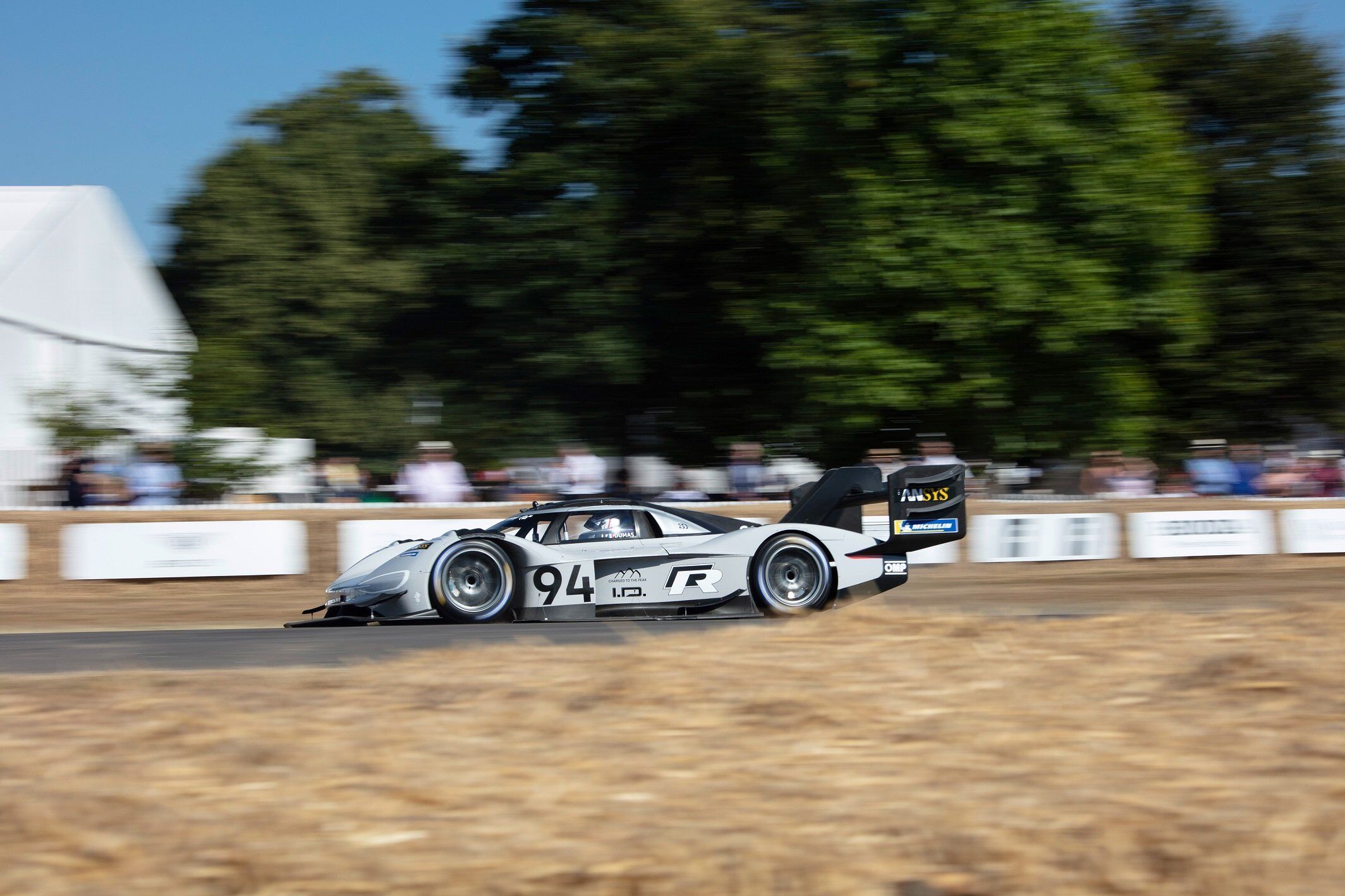 Volkswagen I.D. R Pikes Peak sets a new record at the Goodwood FoS